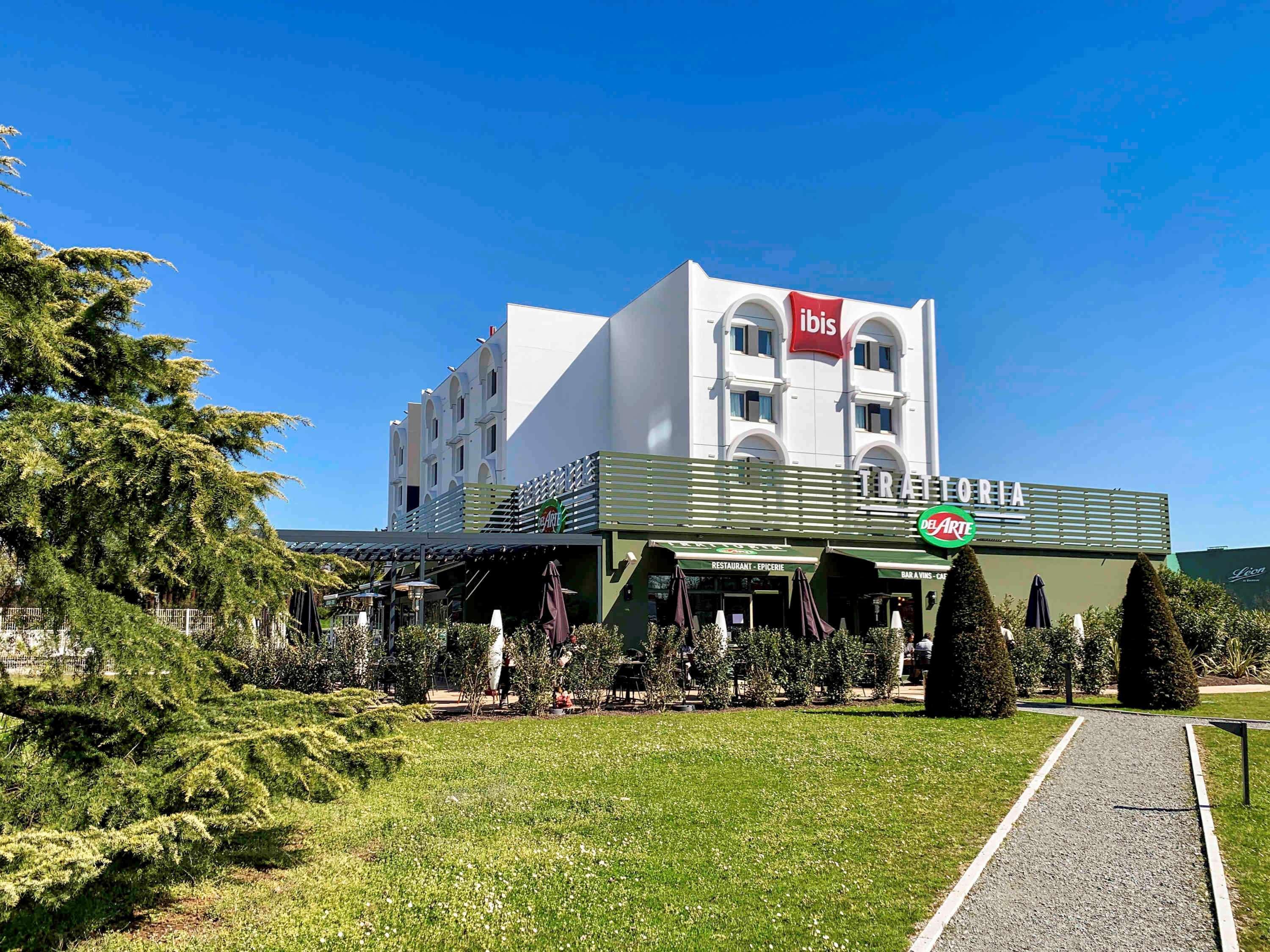 Hotel Ibis Bordeaux Pessac Route Des Vins Exterior foto